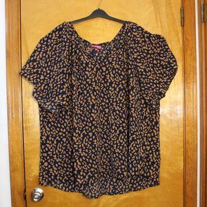 EUC - Downing Studio Navy/Tan Flutter Sleeve Blouse 5X